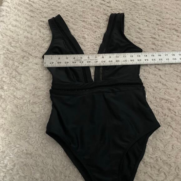 NWT Ted Baker London Secret Silhouette Black Pointelle Deep V OnePiece Swimsuit - Picture 6 of 9